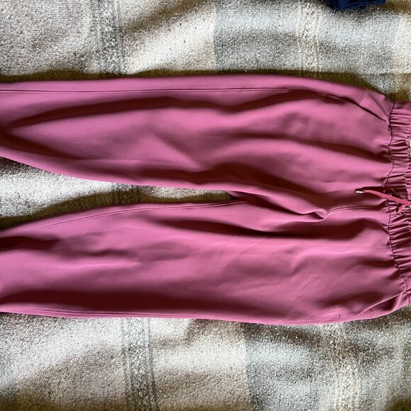 Lululemon On The Fly Woven Jogger 28" - Dusty Rose Size 12 - Picture 2 of 4